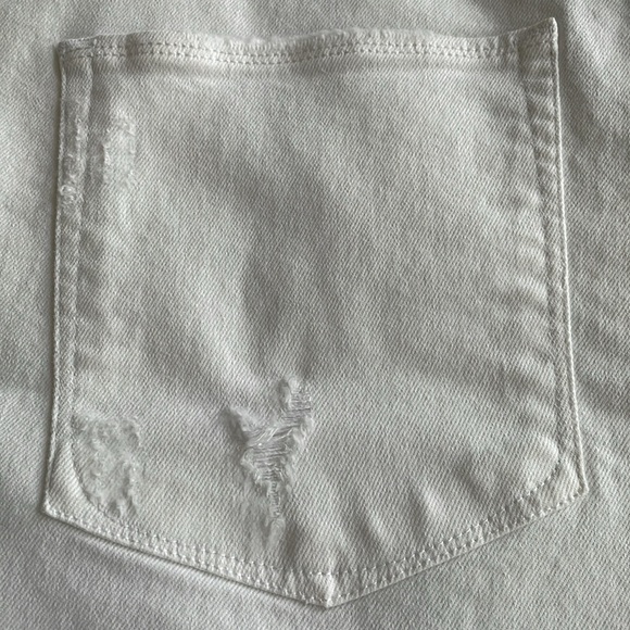 NWOT Good American good 90s short. Zipper fly. Size 18. - Picture 6 of 9